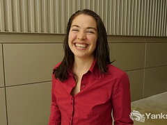 Yanks Amateur Babe Lilith Masturbating In The Bathroom