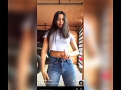 Lizbet molina linda chica bailando