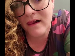Bbw Redhead Secretary up skirt real quick in the bathroom