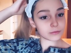Depraved student sucked a friend while he was steaming