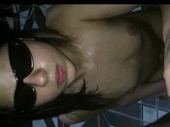 natasha grey tirando leite da piroca