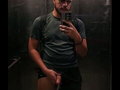 Jerking off in public turns me on like crazy